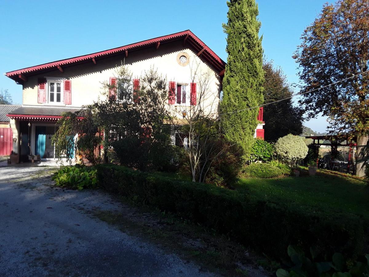 Chez Cecile Et Jean-No Bed & Breakfast Gan Exterior photo